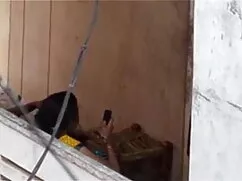 ক্রন্দন, গ্রামের মেয ...