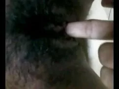 দুর্দশা, সুন্দরী বাল ...