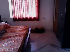 এক মহিলা বহু পুরুষ গ ...
