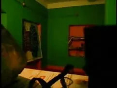 এক চুদাচুদি মহিলা বহ ...