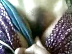 বাড়ীতে বাংলাচুদাচুদ ...