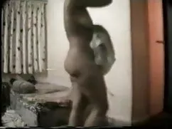 তিনি ঘোড়ার সাথে চুদ ...