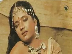 হ্যা. এক মহিলা বহু প ...