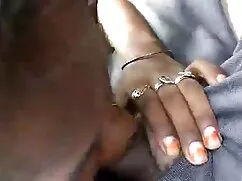 জেস একটি অংশ গ্রস্ত  ...