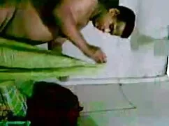 বড় সুন্দরী মহিলা বা ...