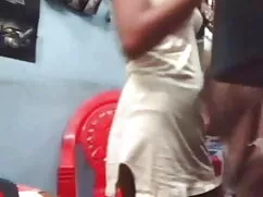 তিনে মিলে, সুন্দরী ব ...